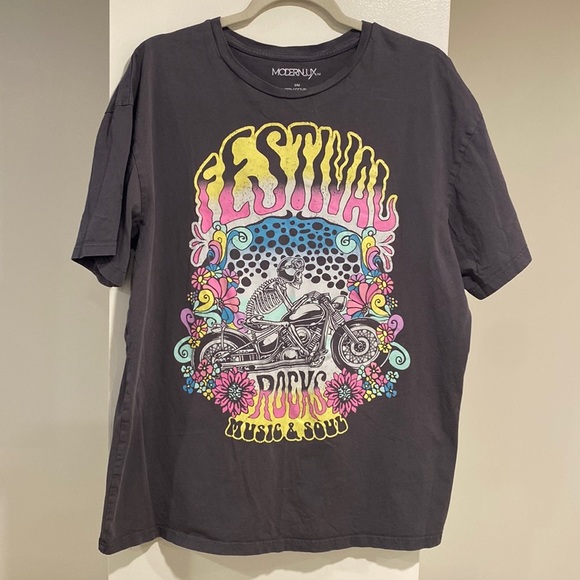 ModernLux Festival TShirt - Picture 1 of 5